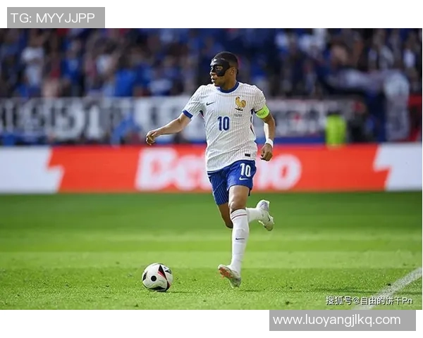 球迷炸锅：姆巴佩这一行为引热议！