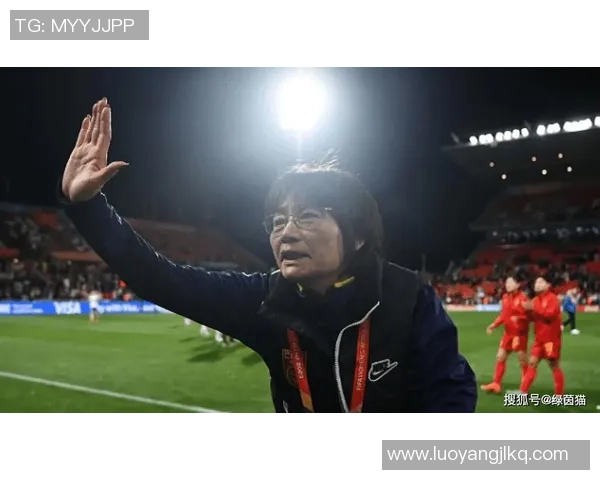 女足主帅接受采访:亚洲冠军不是梦